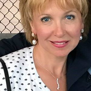 Meet your Posher, Elena